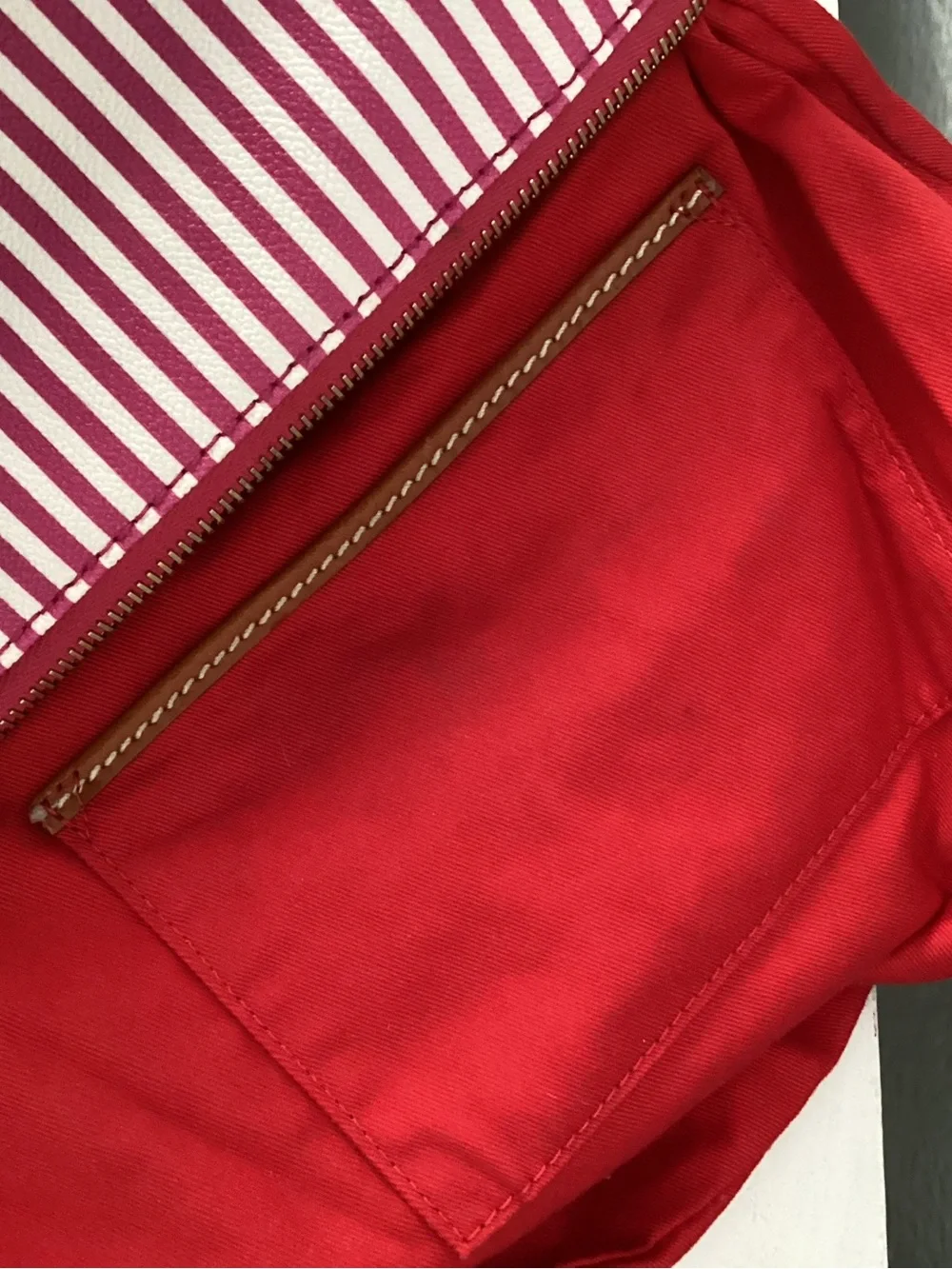 Dooney & Bourke stylish pink